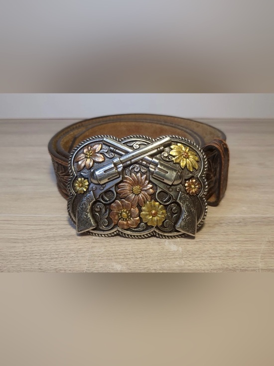 Tony Lama Accessories - Tony Lama Leather Bandit Queen Belt Buckle Belt Size 36